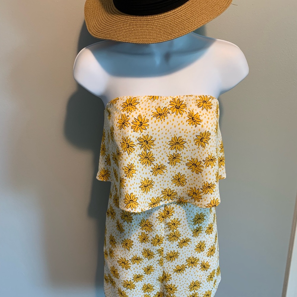 Yoins Sunflower tube top Romper